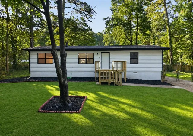 Photo 1 of Single family home for sale at 4185 Bradley Dr, Snellville, GA 30039 | MLS# 7829227 | Listing updated on 2026-09-14