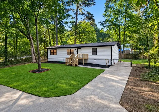 Photo 3 of Single family home for sale at 4185 Bradley Dr, Snellville, GA 30039 | MLS# 7829227 | Listing updated on 2026-09-14
