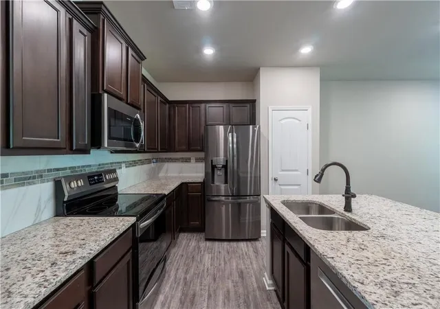 Photo 2 of Sale Pending at 78 Sanctuary Pl, Jasper, GA 30143 | MLS# 7822231 | Listing updated on 2026-10-04