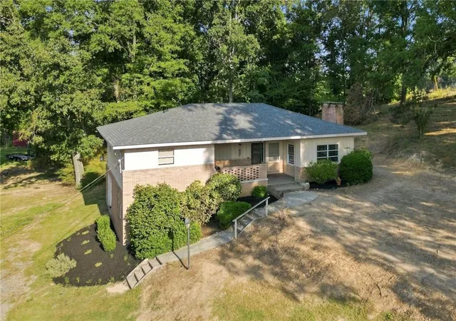 Photo 1 of Single family home for sale at 16 Martin Rd Sw, Cartersville, GA 30120 | MLS# 7833098 | Listing updated on 2026-09-18