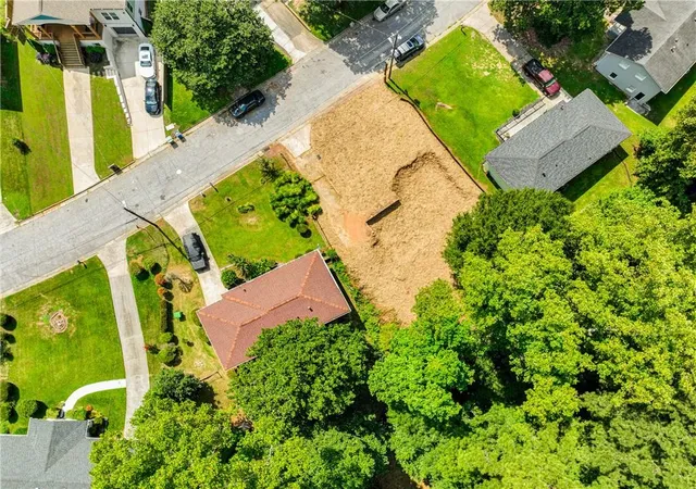Land for sale at 232 Oakcliff Ct NW, Atlanta, GA 30331 | MLS# 7831682