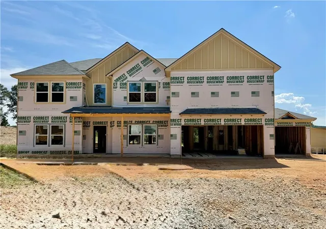 Photo 1 of Single family home for sale at 4271 Shirebrook Trl, Hoschton, GA 30548 | MLS# 7821845 | Listing updated on 2026-09-10