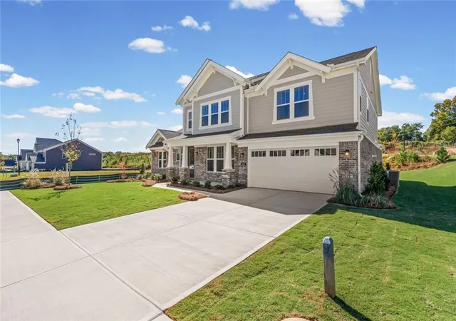 Photo 4 of Single family home for sale at 102 Hidden Flds Way, Hoschton, GA 30548 | MLS# 7774556 | Listing updated on 2026-10-30