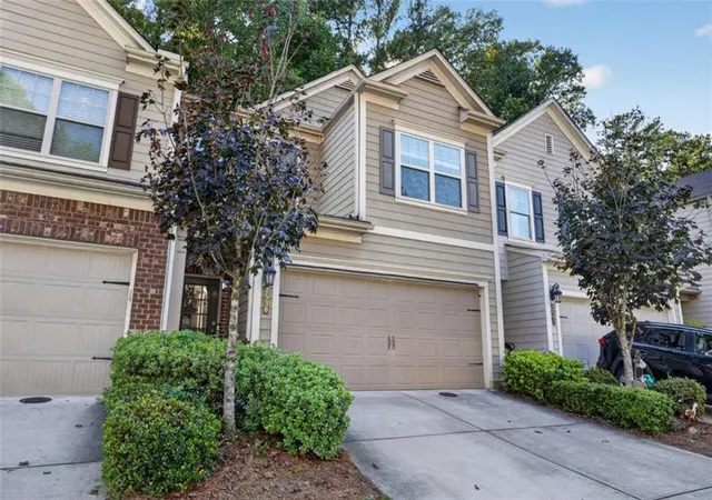Photo 3 of Townhouse for sale at 2530 Norwood Park Xing, Atlanta, GA 30340 | MLS# 7836110 | Listing updated on 2026-09-11
