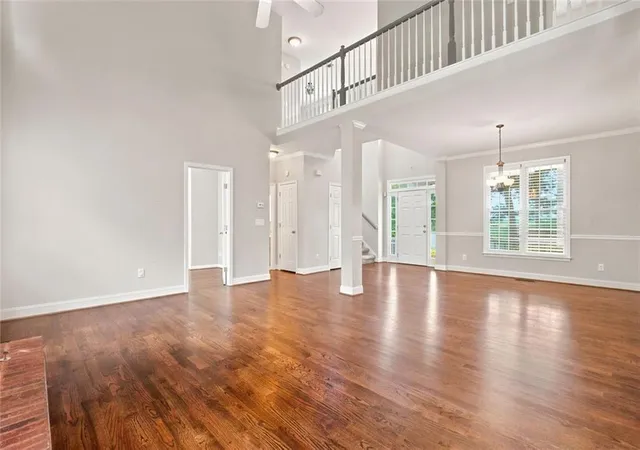 Photo 4 of Sale Pending at 843 Bentwater Dr, Acworth, GA 30101 | MLS# 7846109 | Listing updated on 2026-10-31