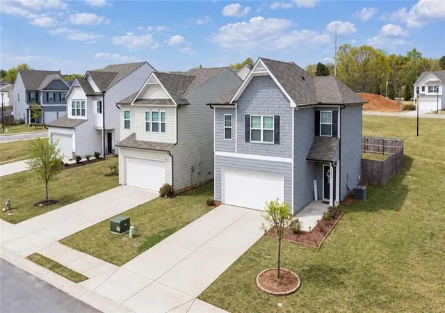 Photo 1 of Single family home for sale at 5004 Fawnwood Dr, Gainesville, GA 30504 | MLS# 7842022 | Listing updated on 2026-09-23