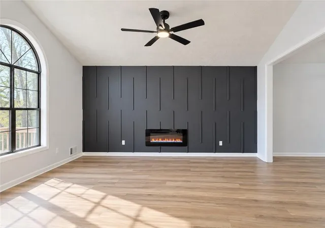 Photo 3 of Single family home for sale at 3480 Est Lake Dr, Fairburn, GA 30213 | MLS# 7853950 | Listing updated on 2026-10-26