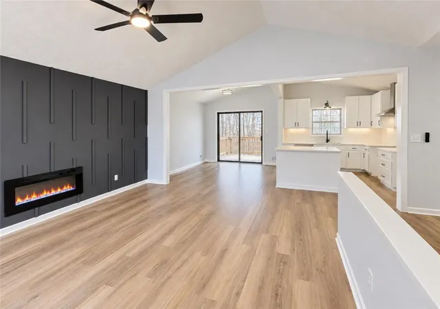 Photo 4 of Single family home for sale at 3480 Est Lake Dr, Fairburn, GA 30213 | MLS# 7853950 | Listing updated on 2026-10-26