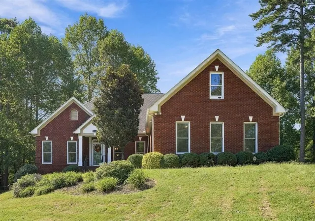 Photo 1 of Single family home for sale at 5785 Nash Cmns Dr, Stone Mountain, GA 30087 | MLS# 7836854 | Listing updated on 2026-10-03