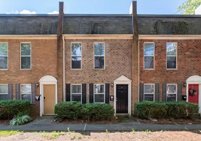 Photo 2 of Sale Pending at 155 N River Dr #E, Sandy Springs, GA 30350 | MLS# 7831547 | Listing updated on 2026-10-06