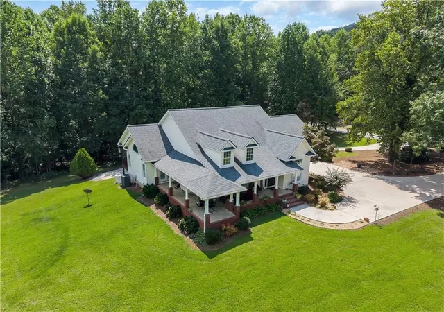 Photo 1 of Single family home for sale at 270 Hidden Meadows Rd, Cleveland, GA 30528 | MLS# 7833978 | Listing updated on 2026-09-17