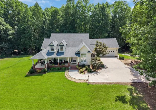 Photo 2 of Single family home for sale at 270 Hidden Meadows Rd, Cleveland, GA 30528 | MLS# 7833978 | Listing updated on 2026-09-17