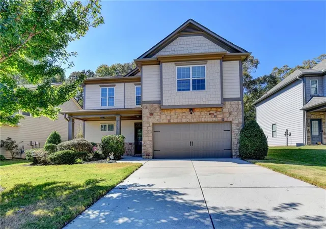 Photo 3 of Sale Pending at 4115 Huron Dr, Cumming, GA 30028 | MLS# 7854187 | Listing updated on 2026-10-28