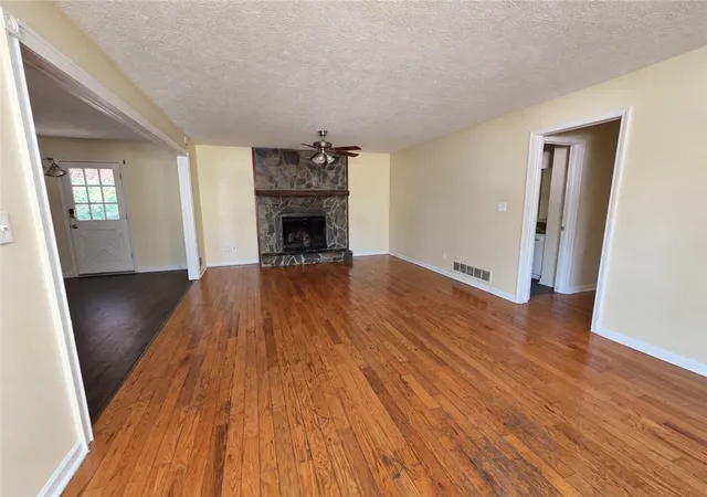 Photo 2 of Sale Pending at 30 Smoke Rise Ct, Stockbridge, GA 30281 | MLS# 7834750 | Listing updated on 2026-10-07