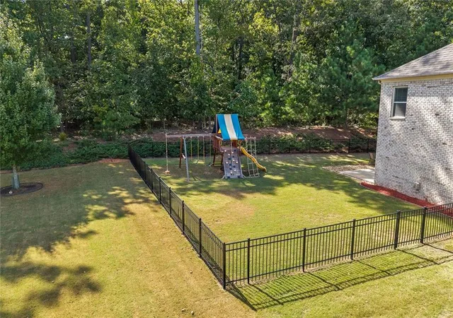 Photo 3 of Single family home for sale at 9270 Colham Dr, Cumming, GA 30041 | MLS# 7836136 | Listing updated on 2026-09-17