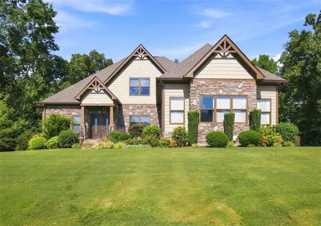 Photo 3 of Single family home for sale at 159 N Edenfield Ridge Dr, Rome, GA 30161 | MLS# 7833818 | Listing updated on 2026-09-16