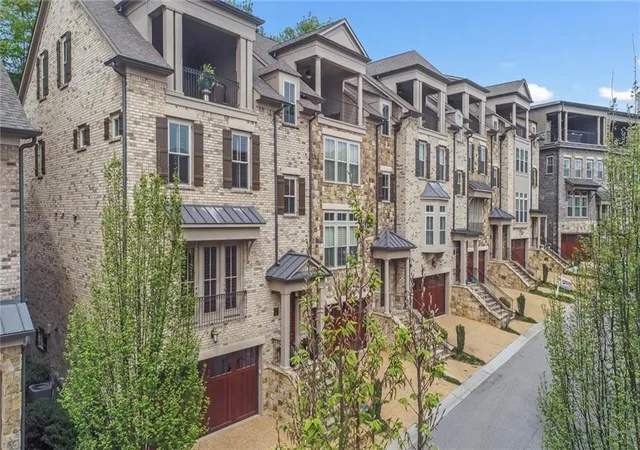 Photo 2 of Townhouse for sale at 3470 Commander Cvs, Suwanee, GA 30024 | MLS# 7831154 | Listing updated on 2026-09-02