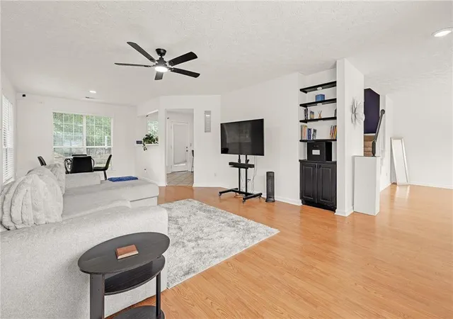 Photo 4 of Single family home for sale at 3561 Plum Crk Trl NW, Kennesaw, GA 30152 | MLS# 7815777 | Listing updated on 2026-09-16
