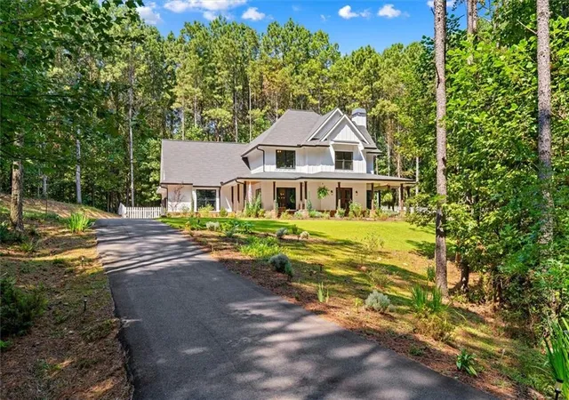Photo 2 of Single family home for sale at 620 Foxpaw Leaf Ln, Ellijay, GA 30536 | MLS# 7832895 | Listing updated on 2026-09-12