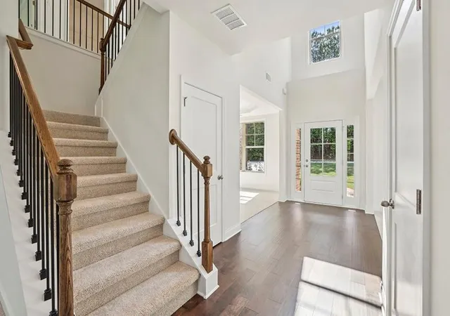 Photo 3 of Single family home for sale at 5947 Crk Indian Dr, Sugar Hill, GA 30518 | MLS# 7840308 | Listing updated on 2026-09-19