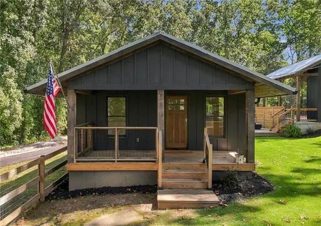 Photo 2 of Sale Pending at 1354 Butterworth Rd, Canton, GA 30114 | MLS# 7837242 | Listing updated on 2026-10-10