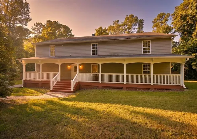 Photo 1 of Single family home for sale at 3205 Newcastle Way, Snellville, GA 30039 | MLS# 7835083 | Listing updated on 2026-09-20