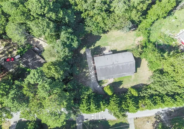 Photo 3 of Single family home for sale at 3205 Newcastle Way, Snellville, GA 30039 | MLS# 7835083 | Listing updated on 2026-09-20
