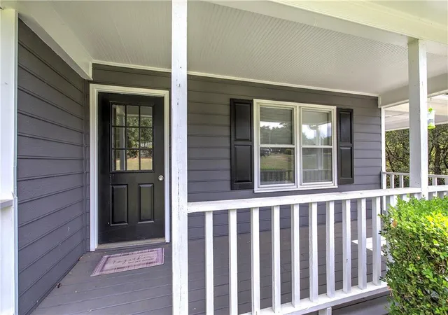 Photo 3 of Single family home for sale at 21 Winter Wood Ct, Taylorsville, GA 30178 | MLS# 7841870 | Listing updated on 2026-09-25