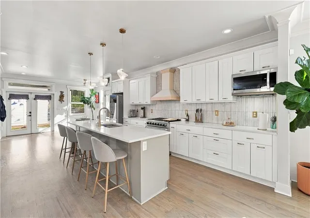 Photo 3 of Single family home for sale at 739 Bonnie Brae Ave SW, Atlanta, GA 30310 | MLS# 7853621 | Listing updated on 2026-10-24
