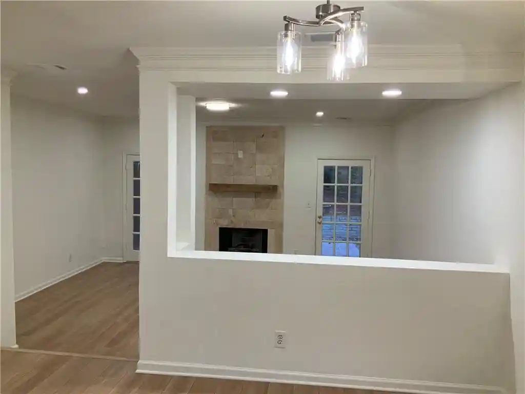 Listing Photo 1 - Condo for sale in building located at 5440 Chemin De Vie, Sandy Springs, GA 30342