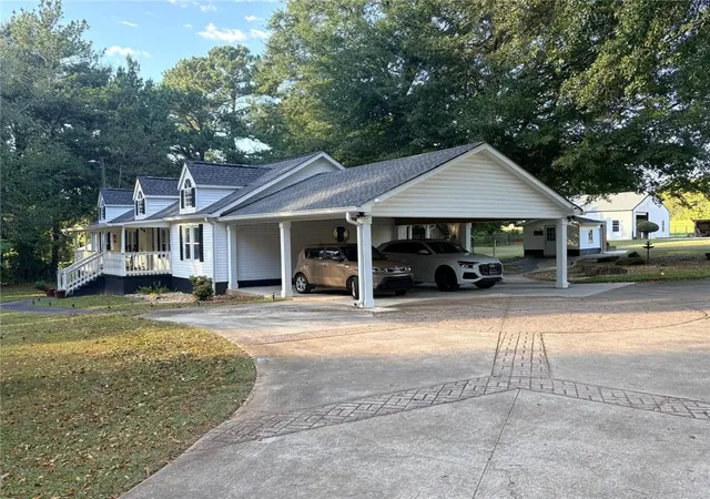 Photo 1 of Single family home for sale at 61 Beaver Rd, Griffin, GA 30223 | MLS# 7857541 | Listing updated on 2026-10-22