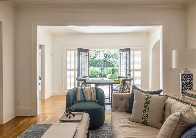 Photo 4 of Sale Pending at 1903 Ridgewood Dr NE, Atlanta, GA 30307 | MLS# 7835316 | Listing updated on 2026-09-22