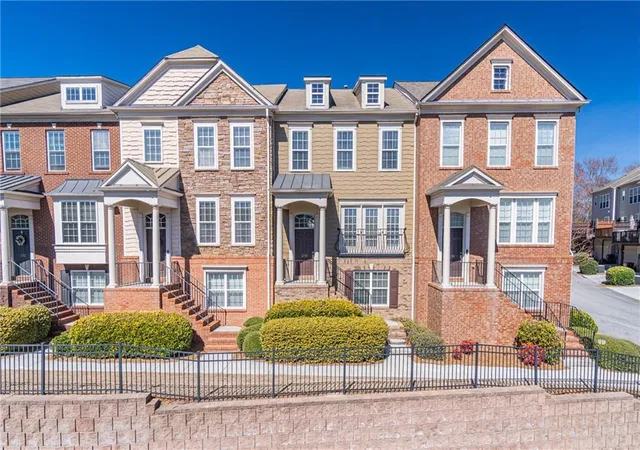 Photo 2 of Townhouse for sale at 2150 Wylmoor Way Se, Smyrna, GA 30080 | MLS# 7834940 | Listing updated on 2026-09-15
