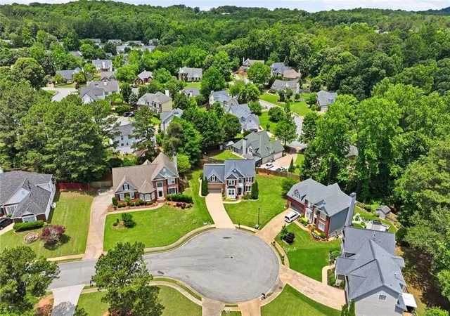 Photo 3 of Sale Pending at 5437 Blue Cedar Dr, Sugar Hill, GA 30518 | MLS# 7833473 | Listing updated on 2026-10-03