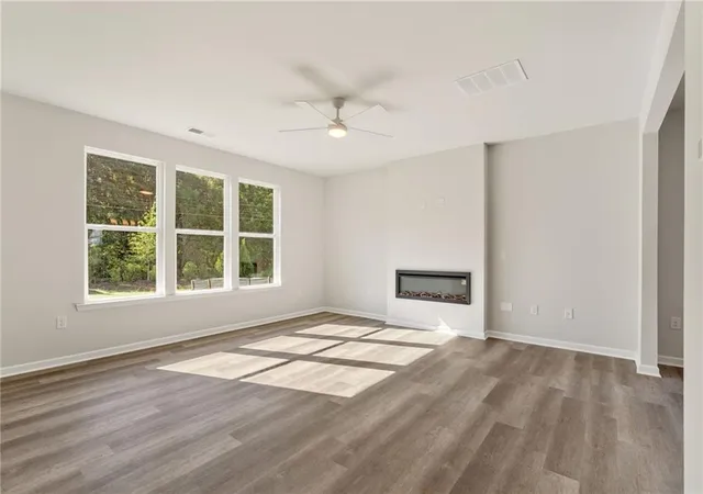 Photo 4 of Single family home for sale at 8131 Pine Ridge Rd, Fairburn, GA 30213 | MLS# 7833862 | Listing updated on 2026-10-29