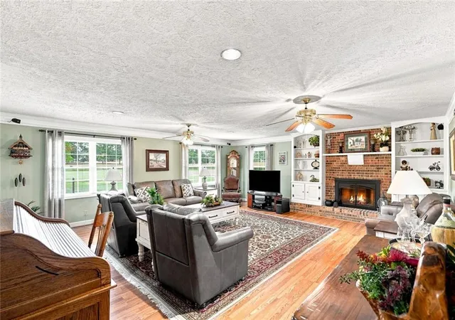 Photo 4 of Sale Pending at 740 Smyrna Rd SW, Conyers, GA 30094 | MLS# 7831928 | Listing updated on 2026-10-09
