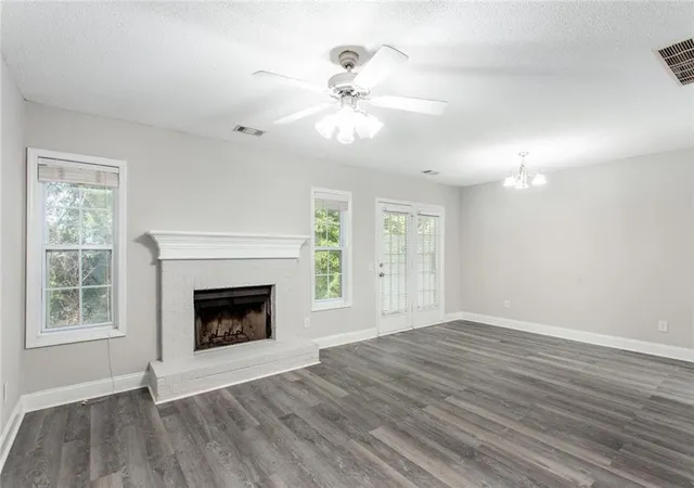 Photo 3 of Townhouse for sale at 3170 Glenloch Pl, Lawrenceville, GA 30044 | MLS# 7833360 | Listing updated on 2026-09-07