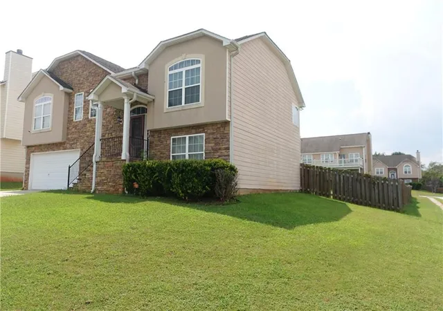 Photo 2 of Single family home for sale at 5943 Rex Ridge Ct, Rex, GA 30273 | MLS# 7830613 | Listing updated on 2026-09-03