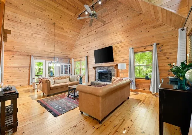 Photo 2 of Single family home for sale at 189 Frost Pine Cir, Jasper, GA 30143 | MLS# 7840073 | Listing updated on 2026-09-19