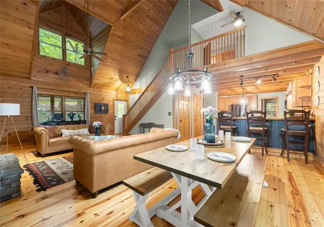 Photo 3 of Single family home for sale at 189 Frost Pine Cir, Jasper, GA 30143 | MLS# 7840073 | Listing updated on 2026-09-19