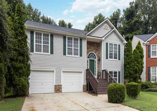 Photo 3 of Single family home for sale at 1970 Ridgestone Run, Marietta, GA 30008 | MLS# 7834696 | Listing updated on 2026-09-16