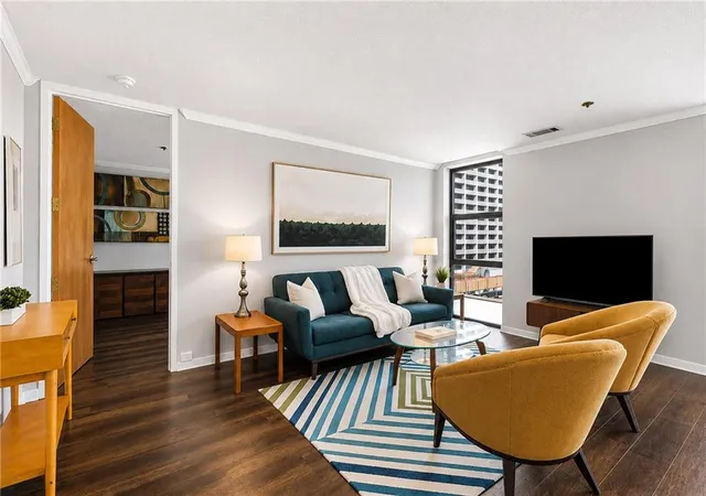 Condo for sale at 620 Peachtree St NE #PH-B, Atlanta, GA 30308 | MLS# 7831255