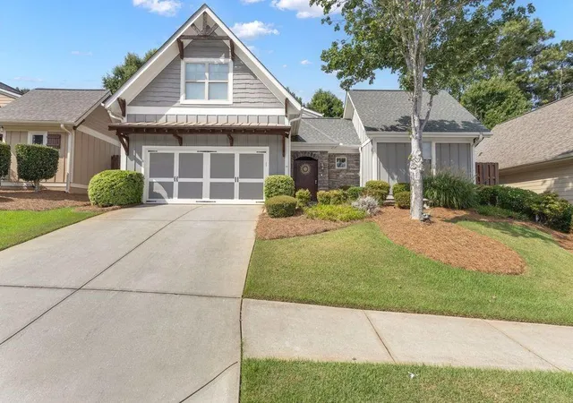 Photo 1 of Single family home for sale at 11 Beacon Crst, Newnan, GA 30265 | MLS# 7832411 | Listing updated on 2026-09-04