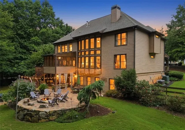 Photo 1 of Single family home for sale at 135 Laurel Ridge Dr, Alpharetta, GA 30004 | MLS# 7806413 | Listing updated on 2026-10-30