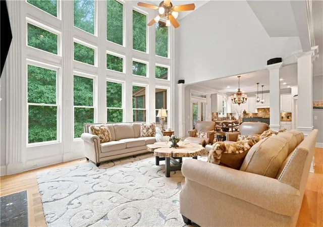 Photo 2 of Single family home for sale at 135 Laurel Ridge Dr, Alpharetta, GA 30004 | MLS# 7806413 | Listing updated on 2026-10-30
