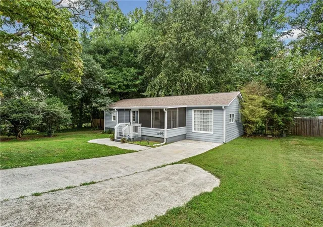 Photo 2 of Single family home for sale at 1013 Shady Ln Nw, Kennesaw, GA 30152 | MLS# 7839855 | Listing updated on 2026-09-18