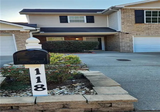 Photo 3 of Sale Pending at 118 Avalon Dr, Calhoun, GA 30701 | MLS# 7840870 | Listing updated on 2026-09-29
