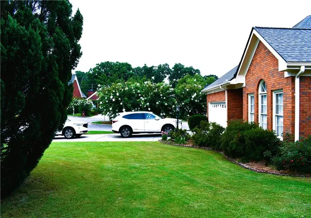 Photo 3 of Single family home for sale at 1970 Stockton Walk Ln, Snellville, GA 30078 | MLS# 7823053 | Listing updated on 2026-09-13