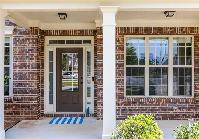 Photo 3 of Sale Pending at 1075 Crescent Ridge Dr, Buford, GA 30518 | MLS# 7842366 | Listing updated on 2026-09-30