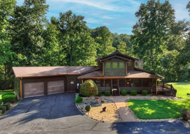 Photo 3 of Single family home for sale at 43 Devils Den Rd, Epworth, GA 30541 | MLS# 7839731 | Listing updated on 2026-09-23